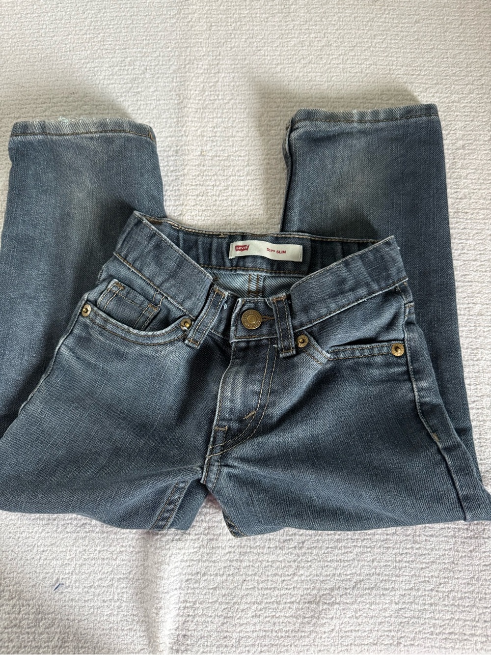 Levi's dark blue slim jeans